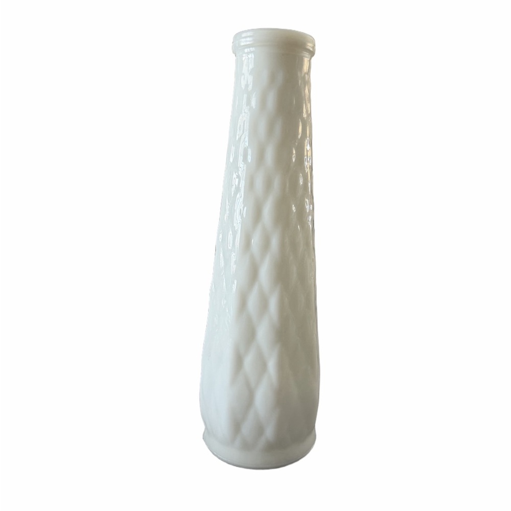 Vintage E.O. Brody Co. White Milk Glass Bud Vase – Diamond Pattern – USA Made